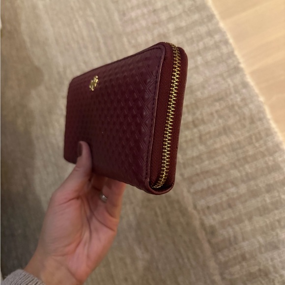 Tory Burch Burgundy Quilted Wallet - Picture 8 of 8